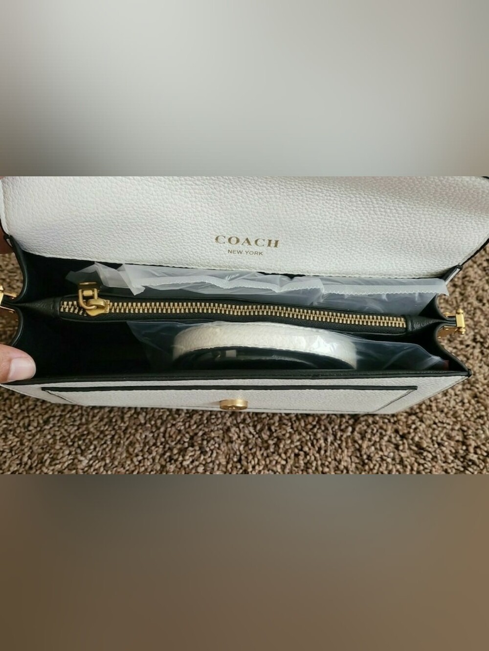 Coach Tabby Chalk White Clutch/Crossbody. Brand New. - Picture 5 of 8